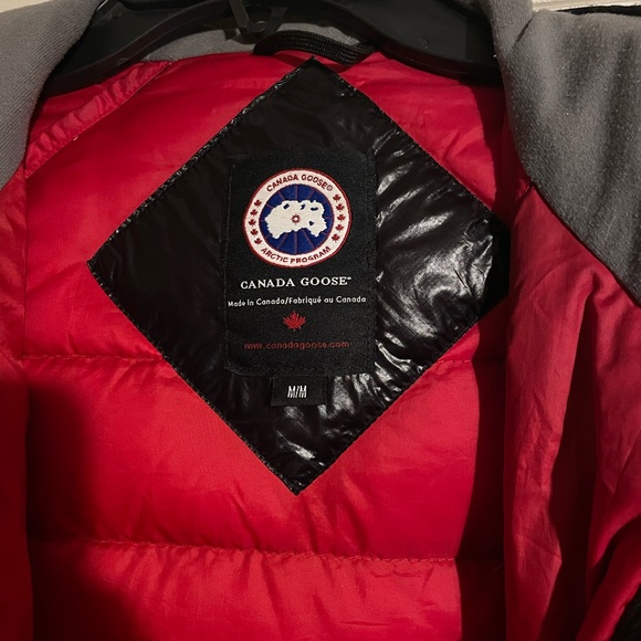 Canada Goose Men’s Coat - Picture 8 of 9